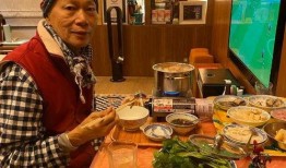 长春阿姐吃饭爆料视频,揭秘网红美食背后的故事