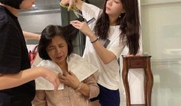 白色的妈妈3在线观看,温情再现，家庭情感深度演绎